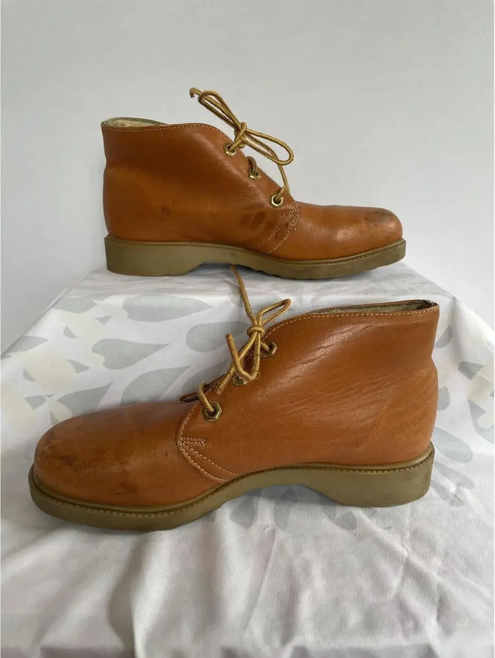 Wolverine Size 6.5 Women's Brown Leather Chukka Work Boots Lace Up